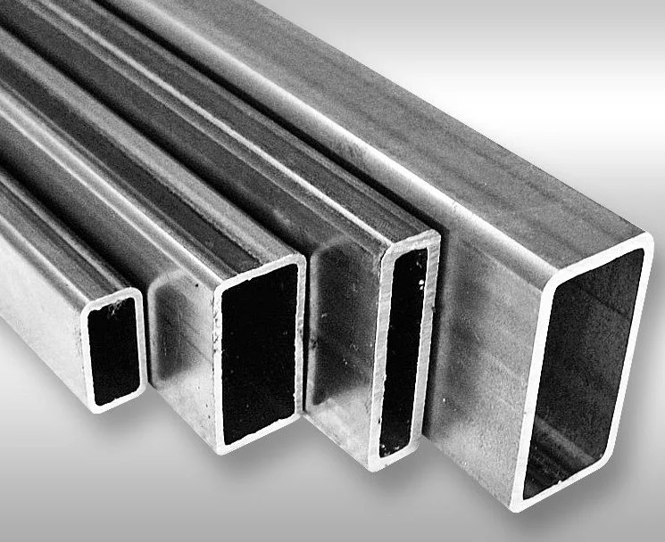 машина с кониками для перевозки труб